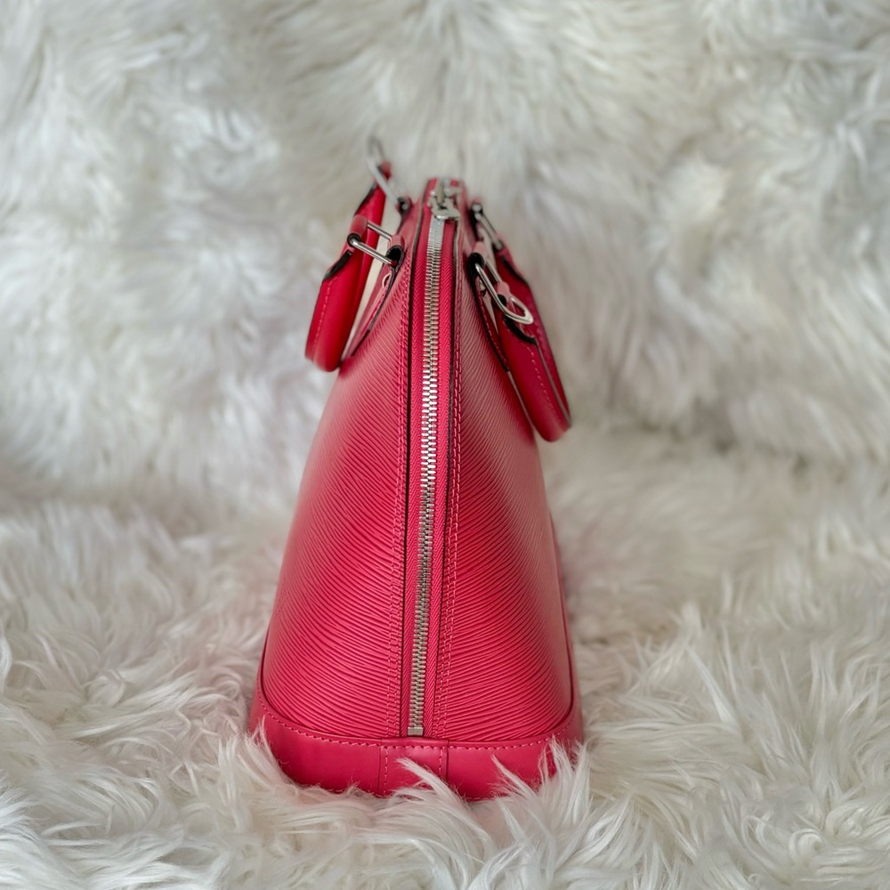 β¨π©·Authentic Louis Vuitton Epi Alma PM Grenade π©·β¨ - Picture 5 of 15